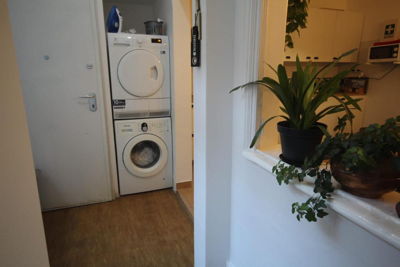 Antique M1 R1 - Amazing Double Room With Shared Bathroom In Marques Pombal Лісабон Екстер'єр фото