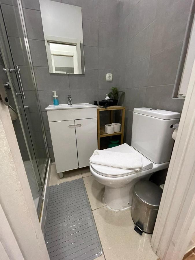 Antique M1 R1 - Amazing Double Room With Shared Bathroom In Marques Pombal Лісабон Екстер'єр фото